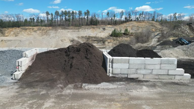 Brown & Black Mulch